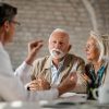 De ce sughită bătrânii frecvent: explicații și sfaturi